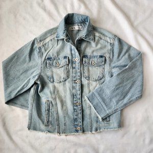 ZARA Light Wash Blue Denim Crop Jacket Women (XS)